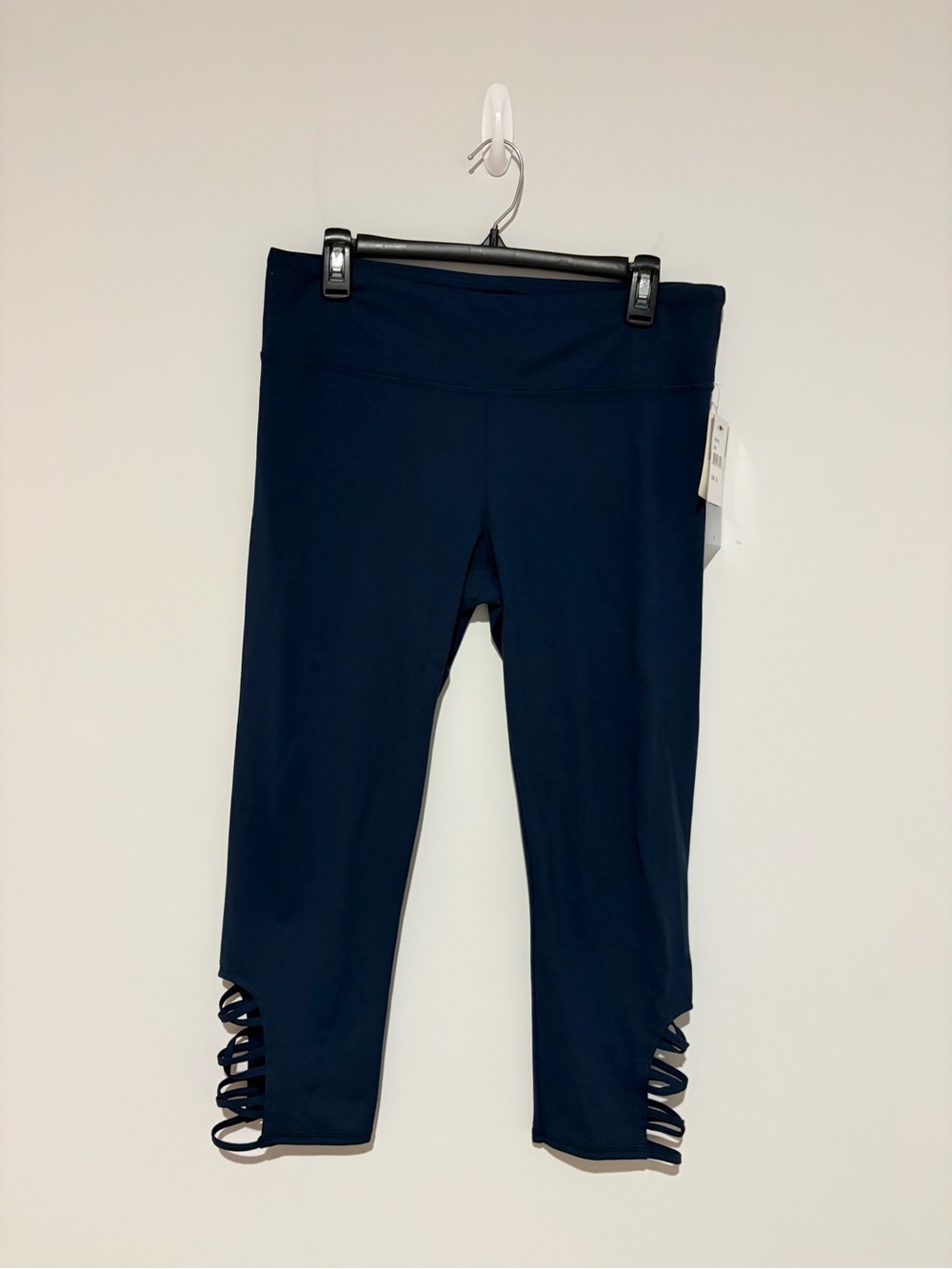 Threads 4 Thought Monica Criss Cross Crop Legging navy blue XL - Picture 3 of 11